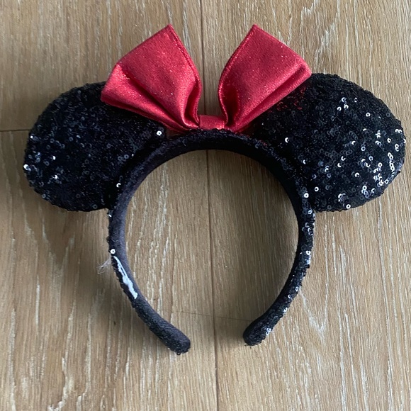 Disney mini mouse ears. - Picture 2 of 2